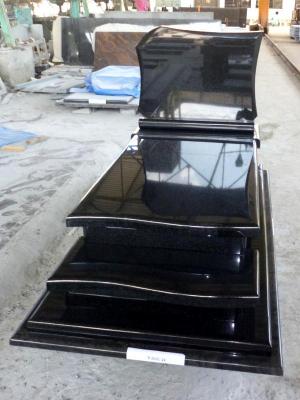 Black Nagrobek Granitowych